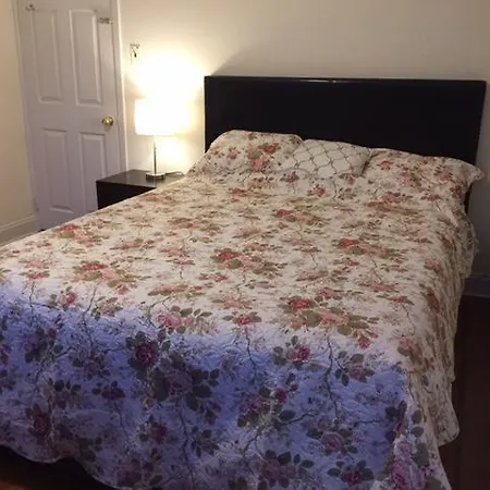 Apartment In Queens